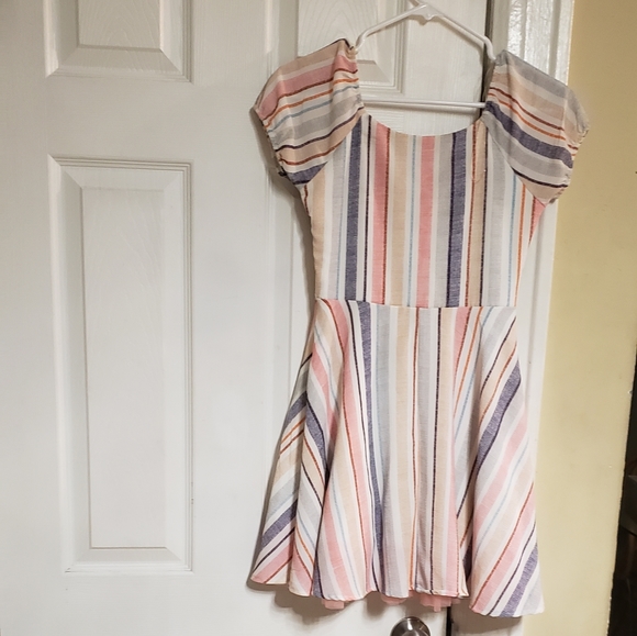 Beautees Romper - Picture 2 of 2